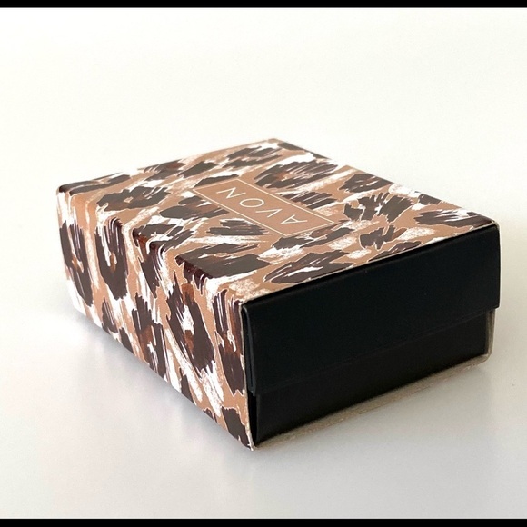 Avon Earrings Cali Deco Gold Tone and Black Dangle Drop Pierced Earrings… - Picture 10 of 10